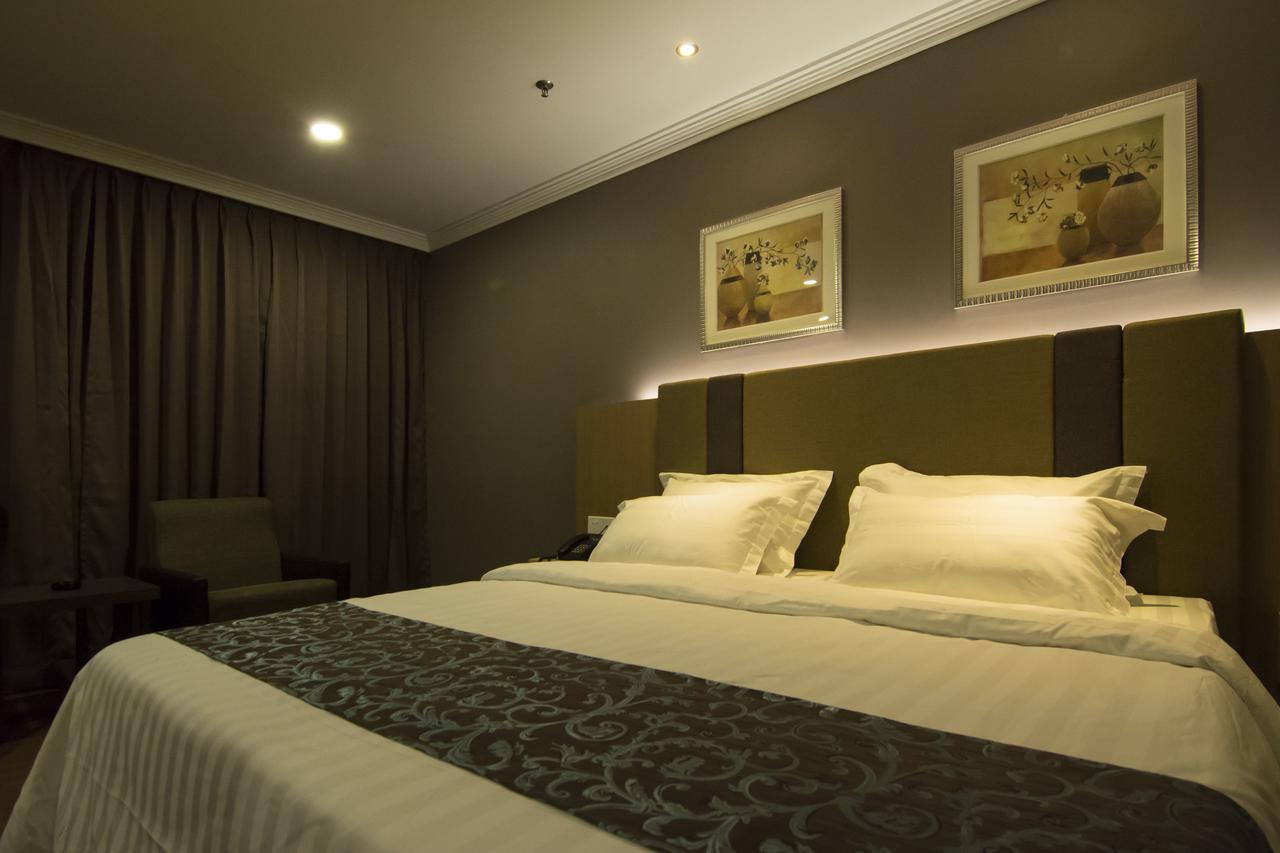 Hotel Anika Κλουάνγκ Εξωτερικό φωτογραφία