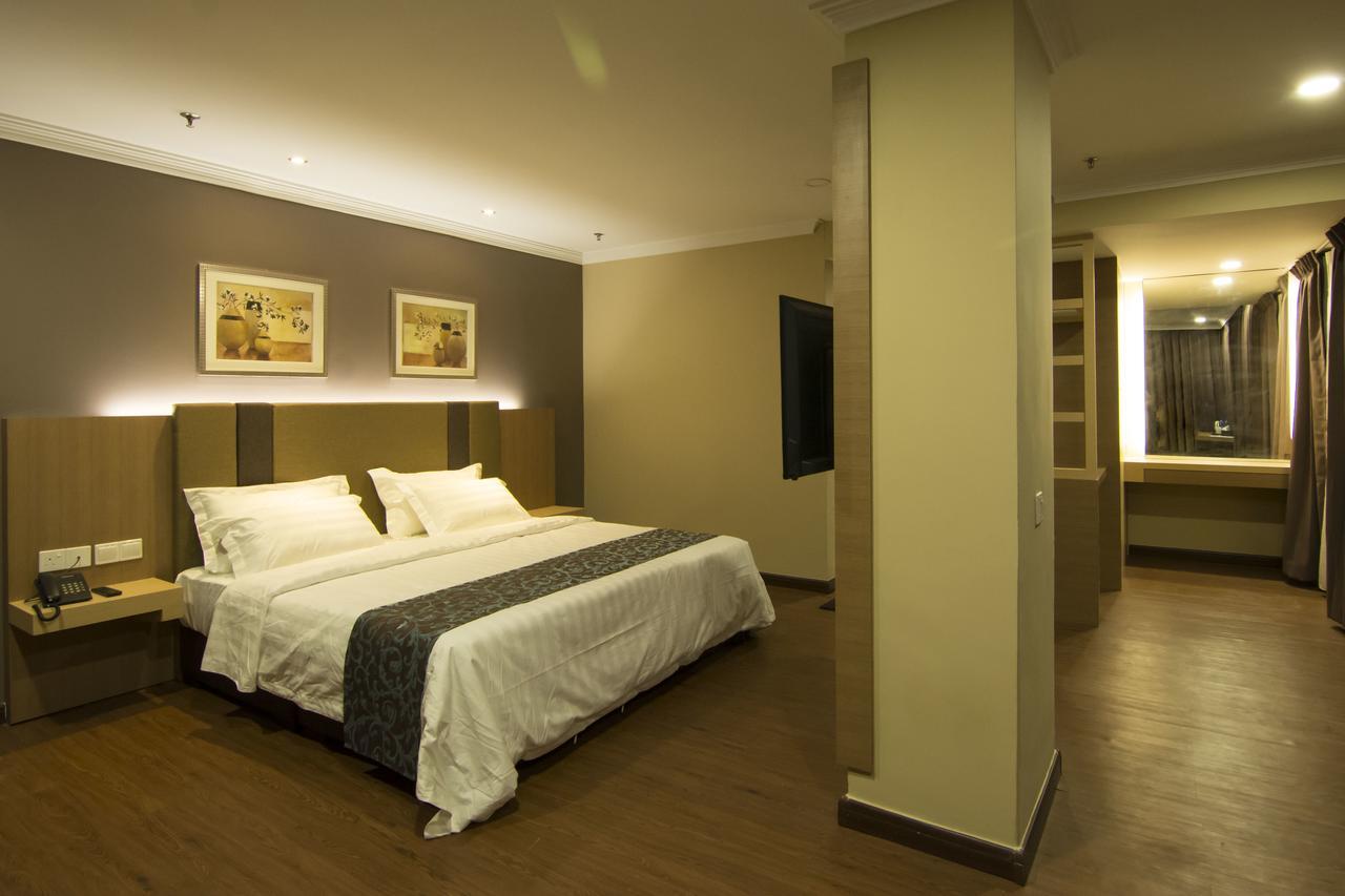 Hotel Anika Κλουάνγκ Εξωτερικό φωτογραφία